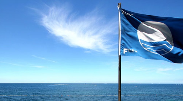 blue flag status, amanzimtoti, amanzimtoti beach, beach, durban, durban kwazulu natal, kzn, toti, blue flag, toti main beach, beachlife